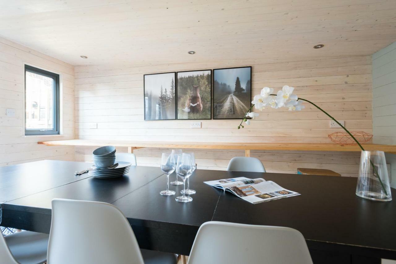 The Navy Court - Scandinavian Inspired 4Bdr Home Oxford Eksteriør billede