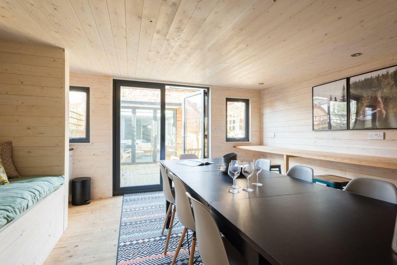 The Navy Court - Scandinavian Inspired 4Bdr Home Oxford Eksteriør billede